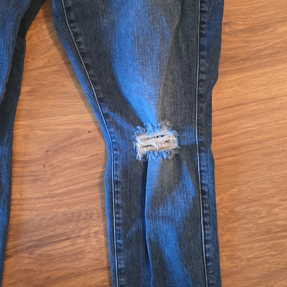 Torrid Bombshell Skinny 14R - Picture 4 of 5